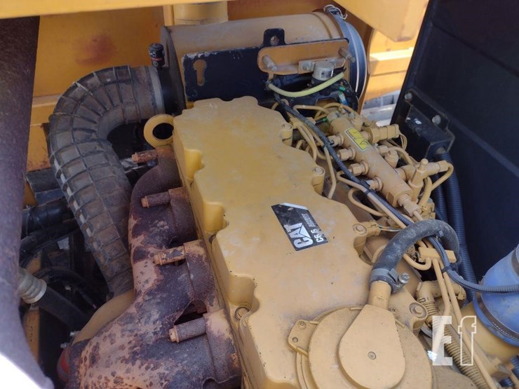 2012-morooka-mst1500vd-image-24
