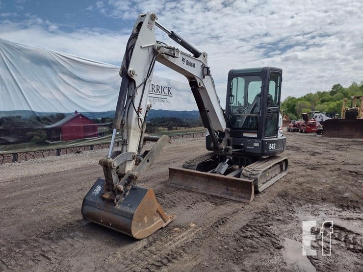 2020-bobcat-e42-image-41