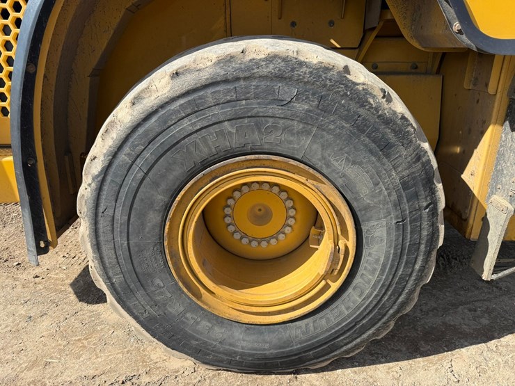 2013-caterpillar-950k-image-107
