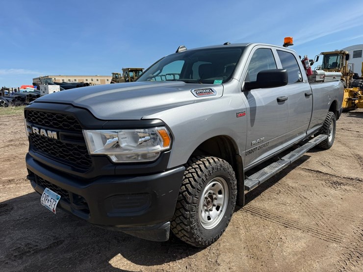 2021-dodge-2500-image-1