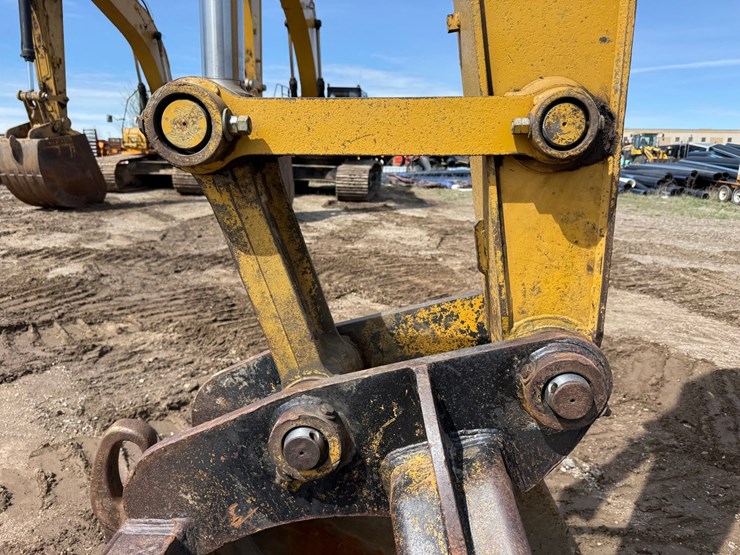 caterpillar-312el-image-15