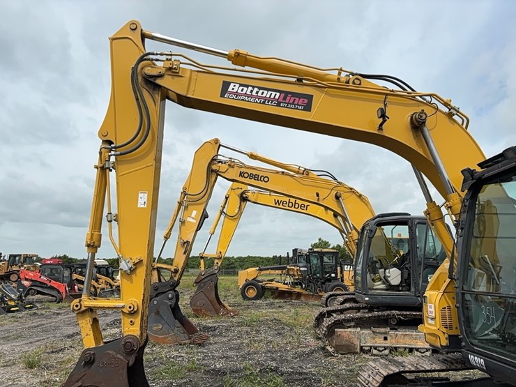 2023-kobelco-sk140sr-lc-7-image-16