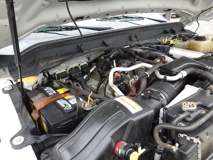 2015-ford-f550-image-19
