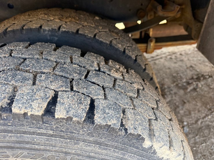 2020-ford-f550-xl-image-61
