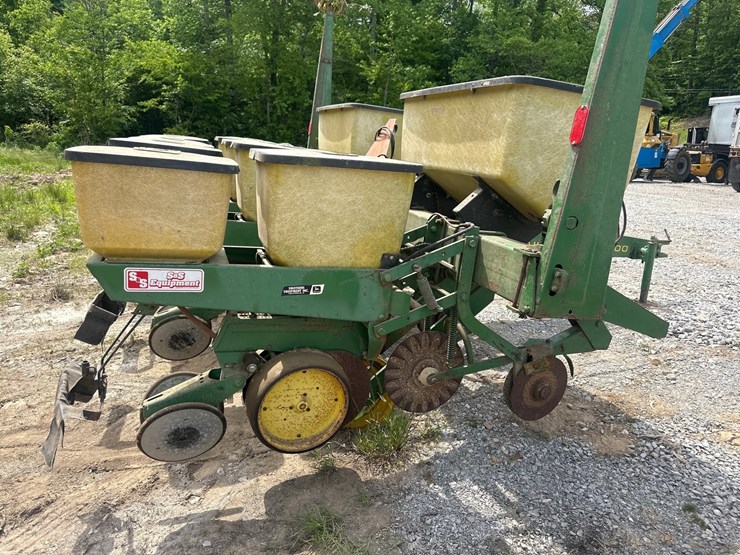 john-deere-7000-image-6