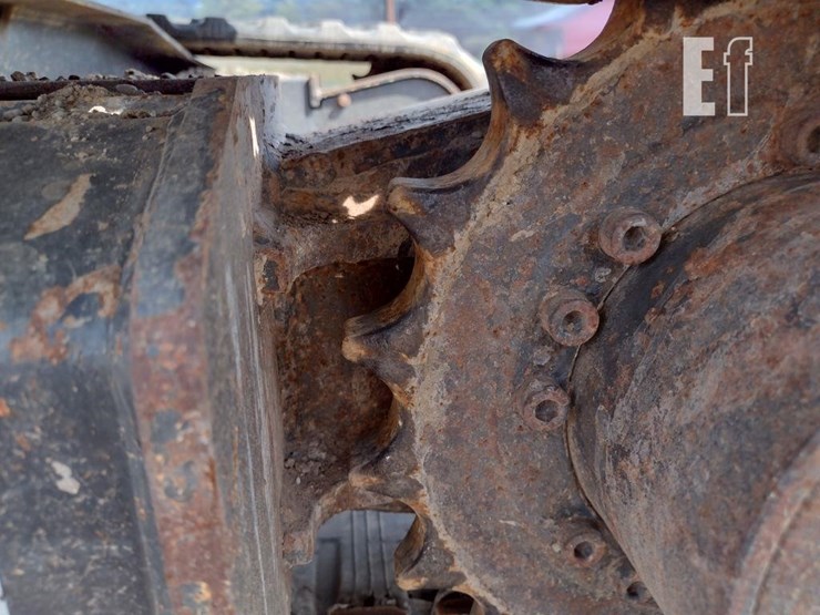 2012-new-holland-e27b-image-13