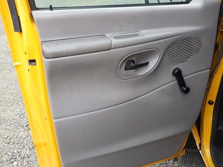 2000-ford-2000-image-23
