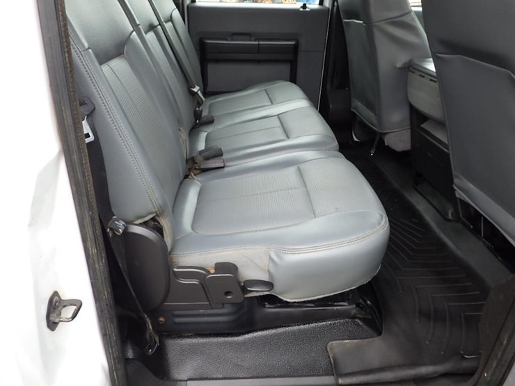2015-ford-f550-image-27