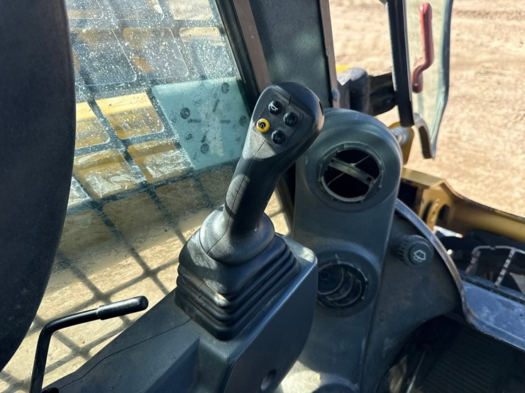 caterpillar-259d3-image-45