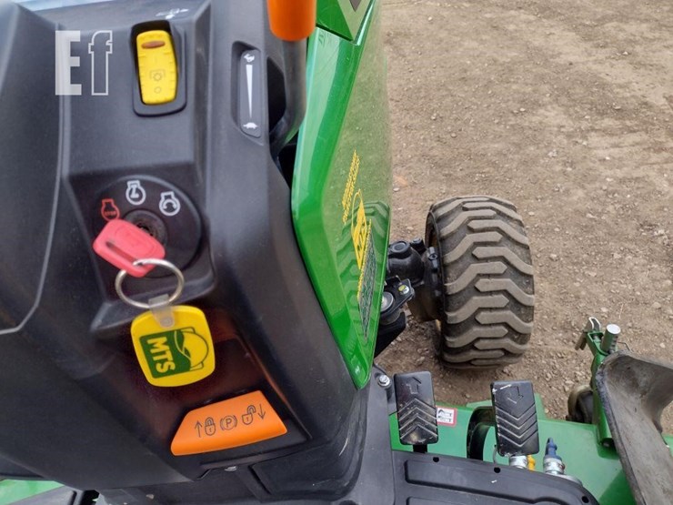 john-deere-1023e-image-7