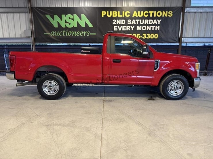 2017-ford-f250-image-1