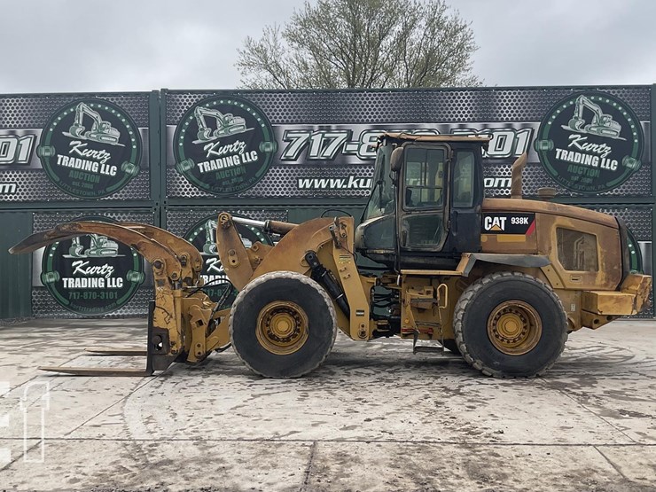 2015-caterpillar-938k-image-1