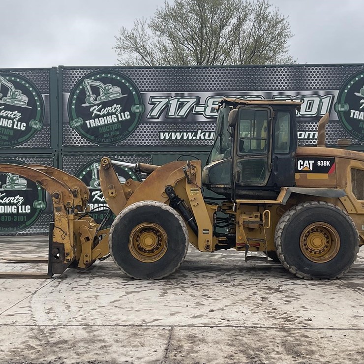2015 CATERPILLAR 938K