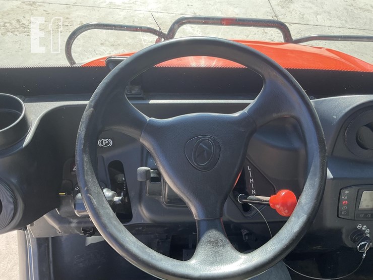 2018-kubota-rtv1100-image-13