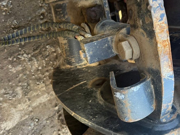 2013-caterpillar-950k-image-14