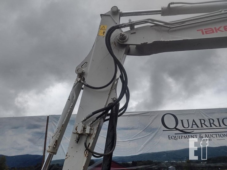 takeuchi-tb290-image-25