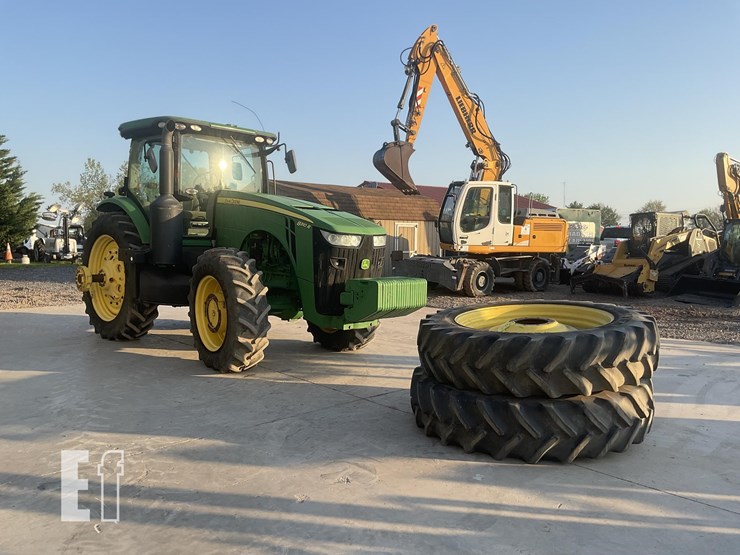 2013-john-deere-8310r-image-6