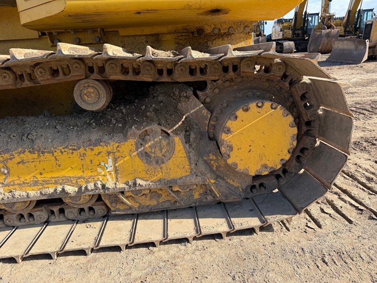 2014-komatsu-d51pxi-image-73