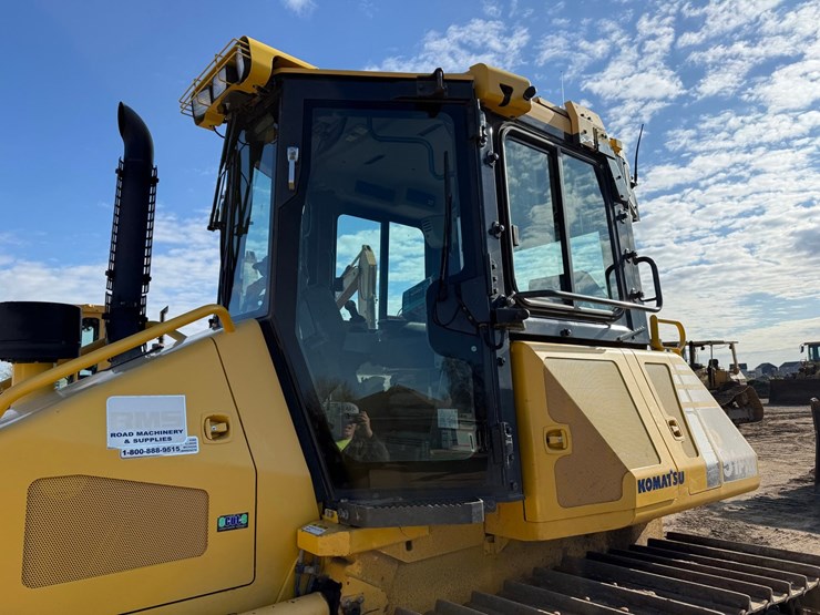 2014-komatsu-d51pxi-image-59