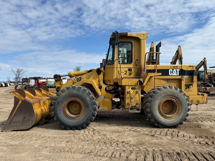 caterpillar-950f-image-2