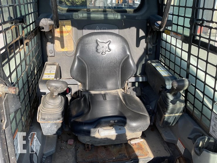 2018-bobcat-t450-image-14
