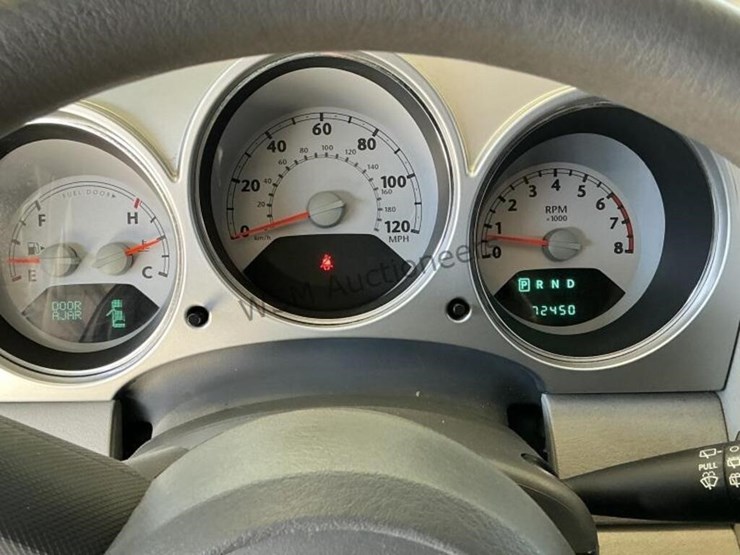 2009-chrysler-pt-cruiser-image-17