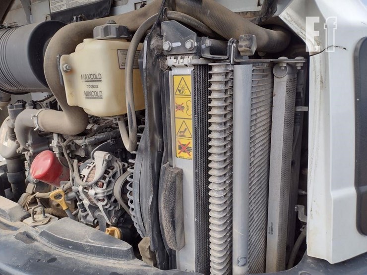 2020-bobcat-e42-image-38