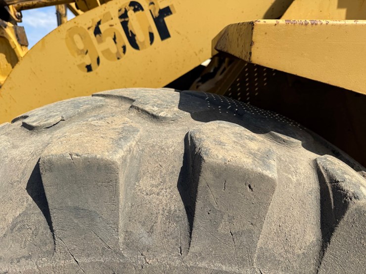 caterpillar-950f-image-82