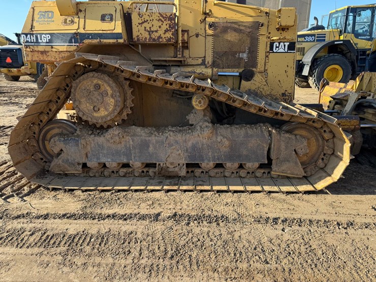 caterpillar-d4h-lgp-image-70