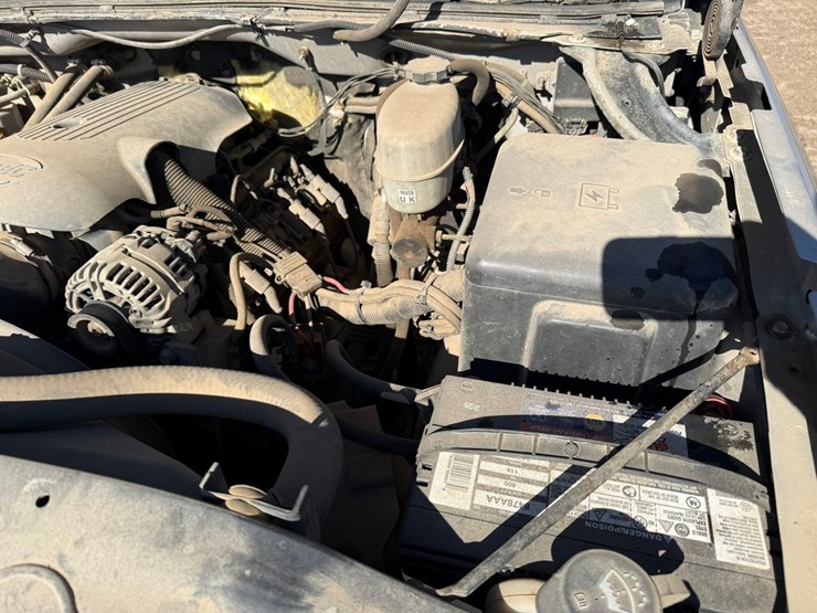 2006-chevrolet-2500-image-18