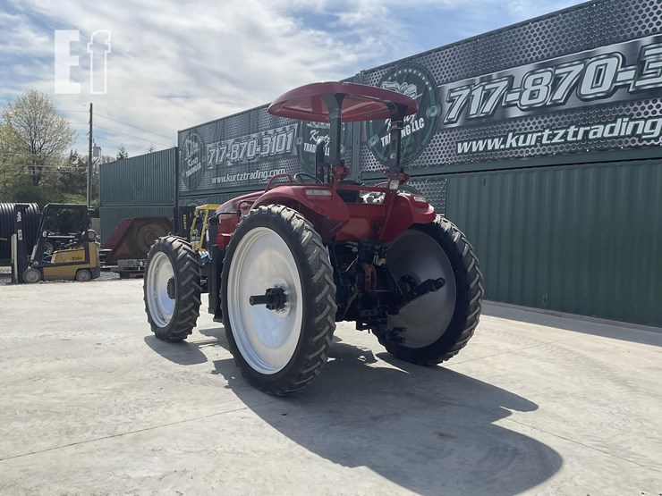 2017-case-ih-farmall-140a-image-2