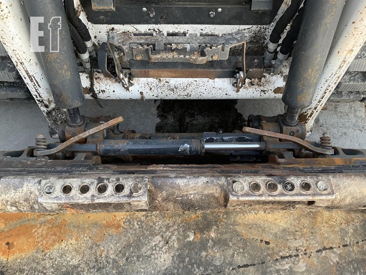 2022-bobcat-t76-image-12