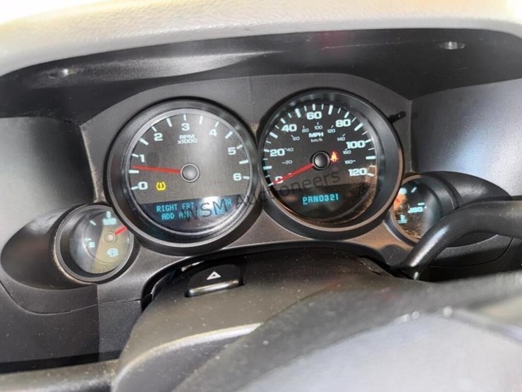 2012-chevrolet-silverado-1500-image-19