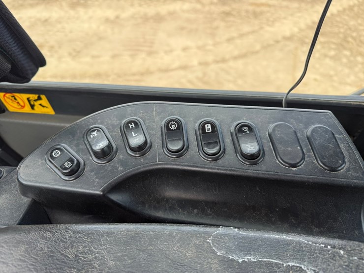 komatsu-wa380-image-114