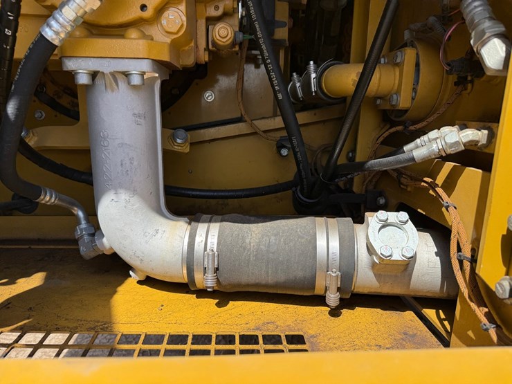 caterpillar-336fl-image-44