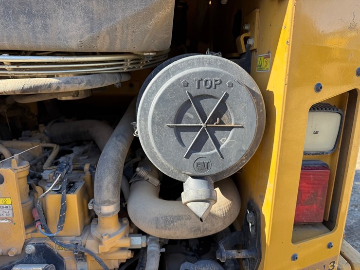 caterpillar-259d3-image-34