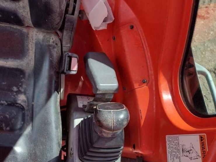 2012-kubota-kx121-3-image-8
