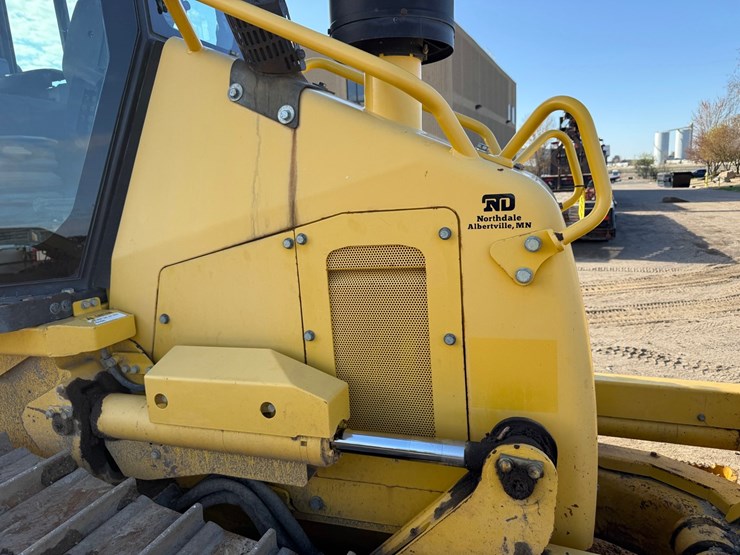 2014-komatsu-d51pxi-image-28