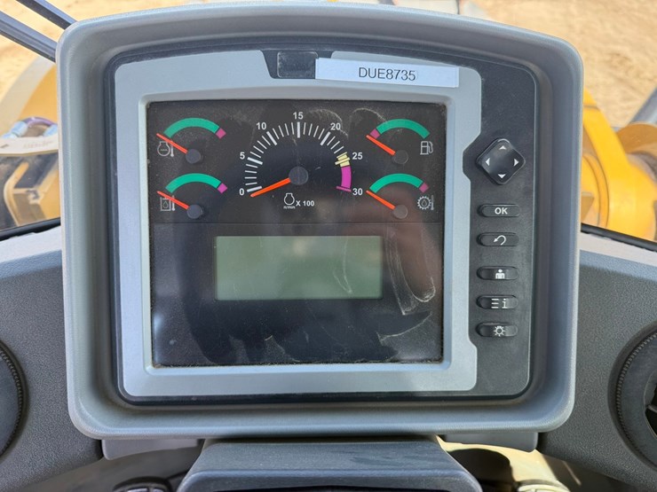 2013-caterpillar-950k-image-100