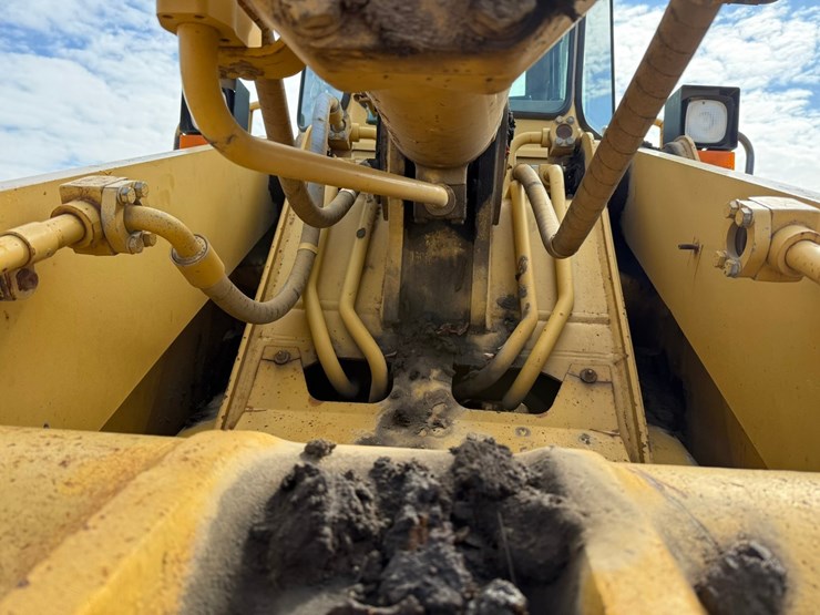 caterpillar-950f-image-27