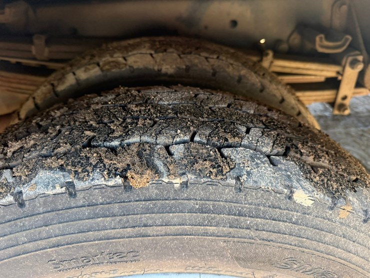 2017-ford-f550-xl-image-98