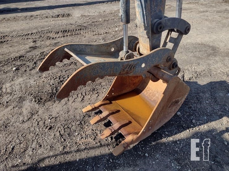 2018-deere-50g-image-24