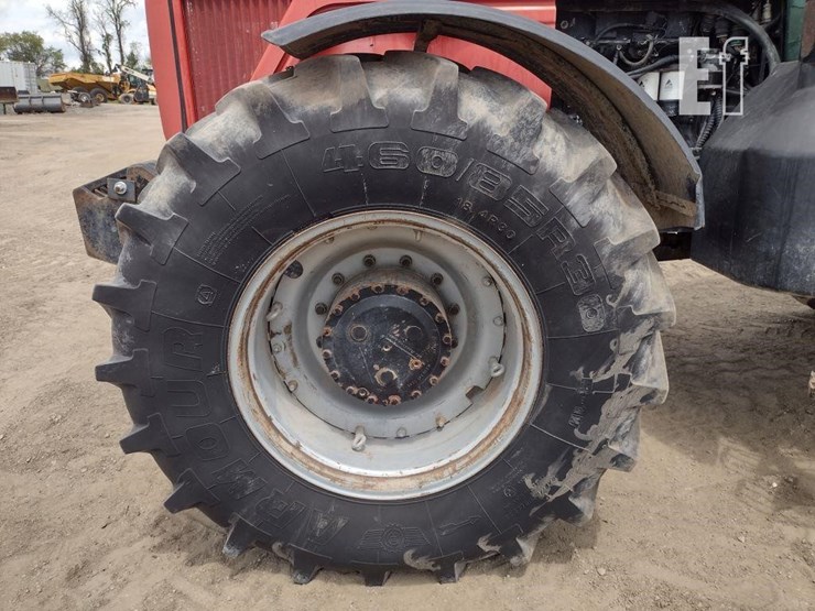 massey-ferguson-8270-image-17