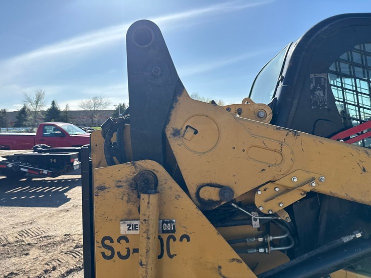 caterpillar-259d3-image-28