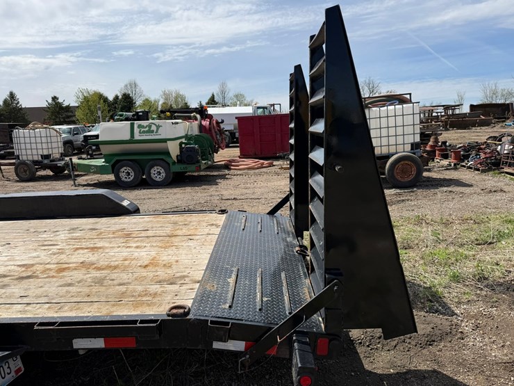 #6406-•-2023-trailerman-22'-equipment-trailer-image-11