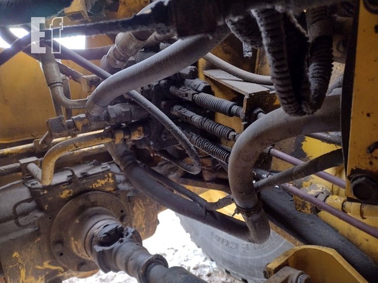 komatsu-wa180-3-image-27