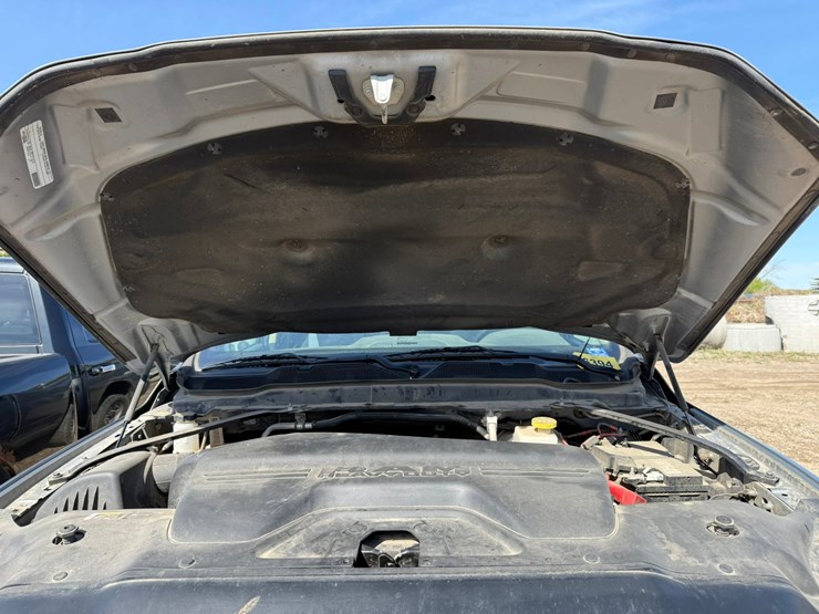 2021-dodge-2500-image-43