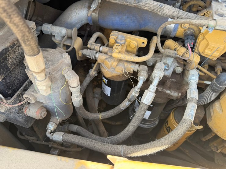 2013-caterpillar-950k-image-80