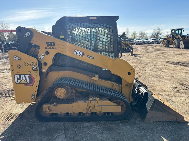 caterpillar-255-image-6