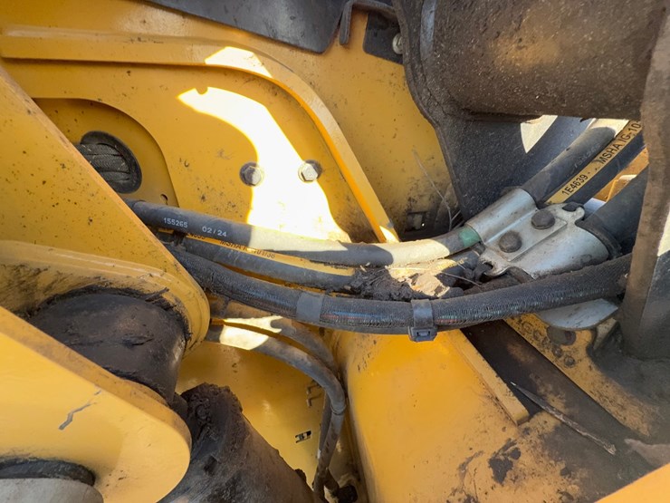 caterpillar-255-image-22